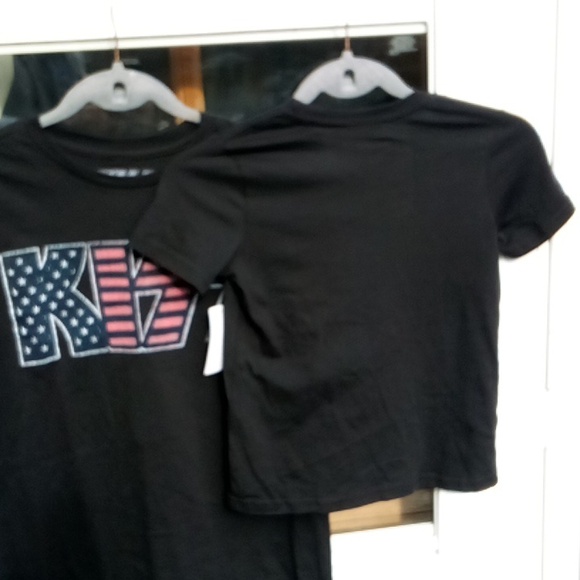 KISS kids black T-shirt a few sizes available NEW w tags Stars & Stripes - Picture 6 of 7
